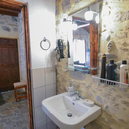 Olive Tree With Private Pool Villa *