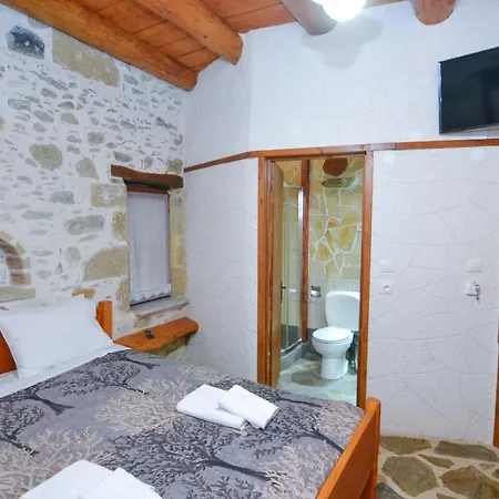 Olive Tree With Private Pool * Kíssamos